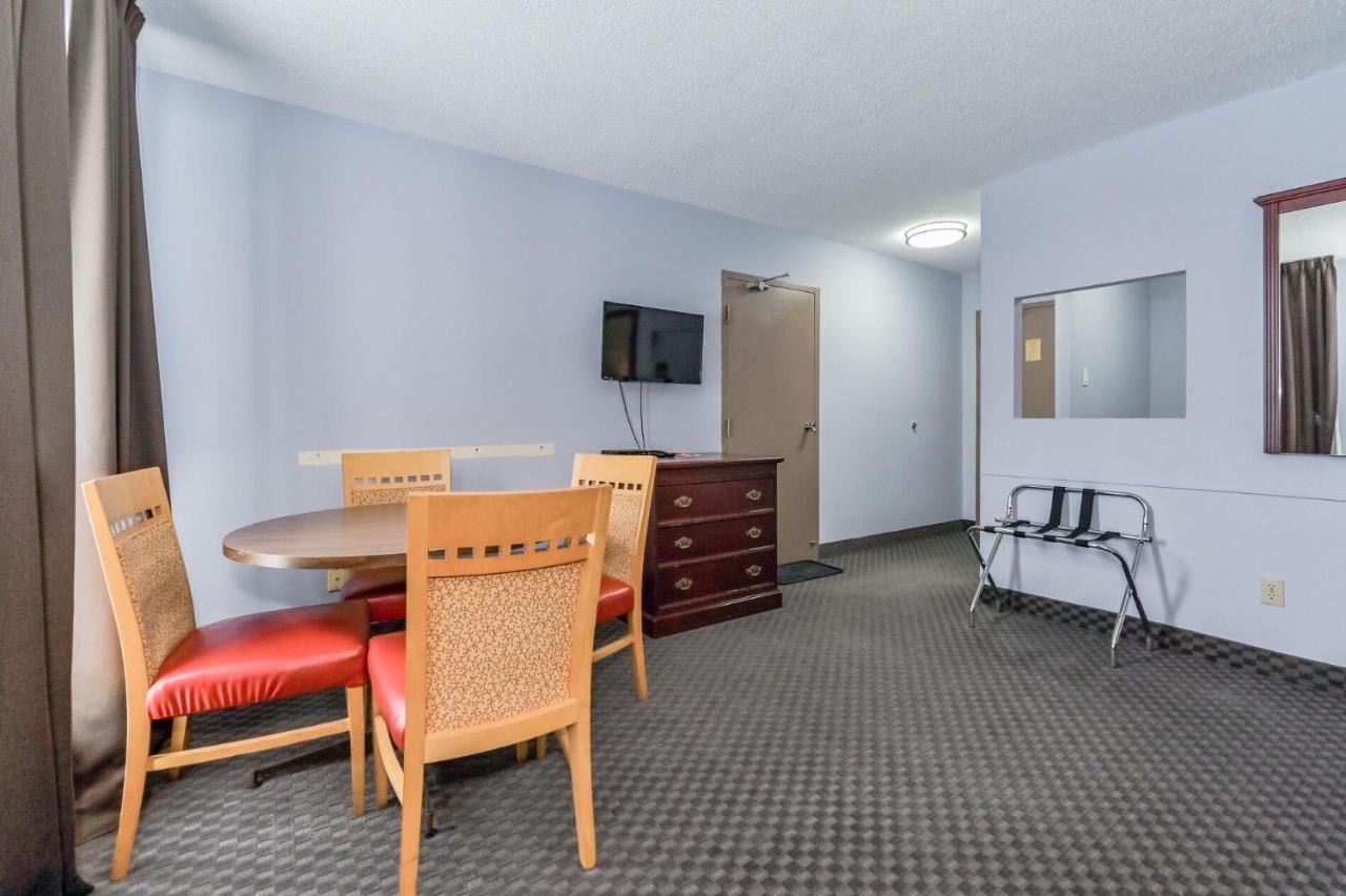 King Hotel Palmerston Esterno foto