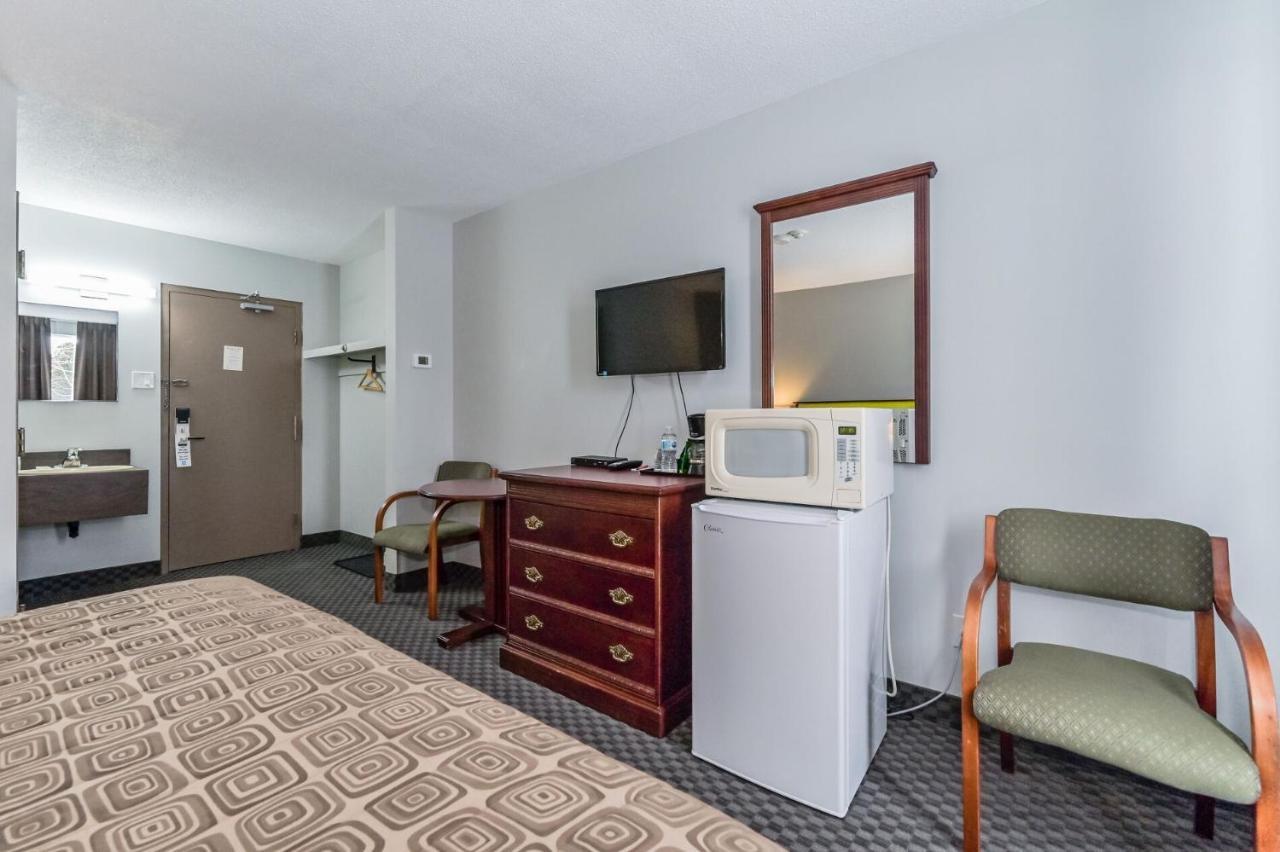King Hotel Palmerston Esterno foto