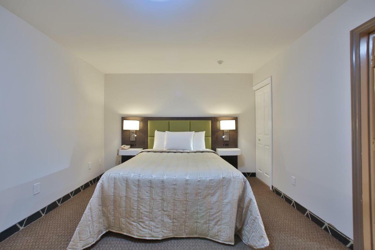King Hotel Palmerston Esterno foto